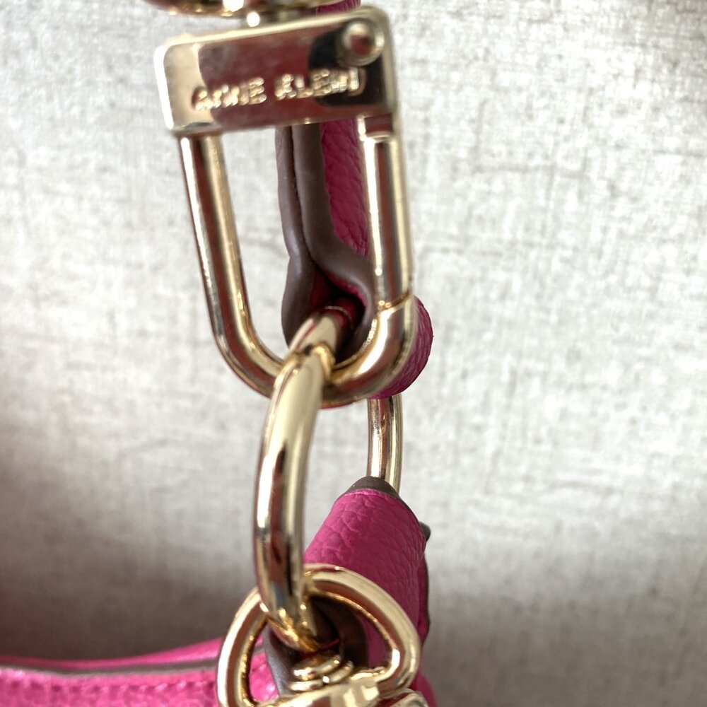 Ann Klein Crossbody/Shoulder Vibrant Pink Bag with Matching Coin Purse - Picture 6 of 12